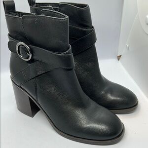 Crown Vintage Women's Black Leather Courla Ankle Bootie size 10M